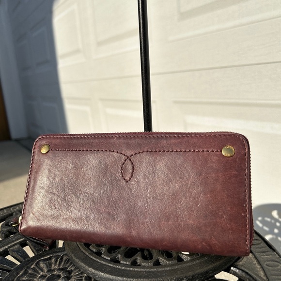 Frye Zip Around Wallet - Excellent condition - Picture 2 of 5